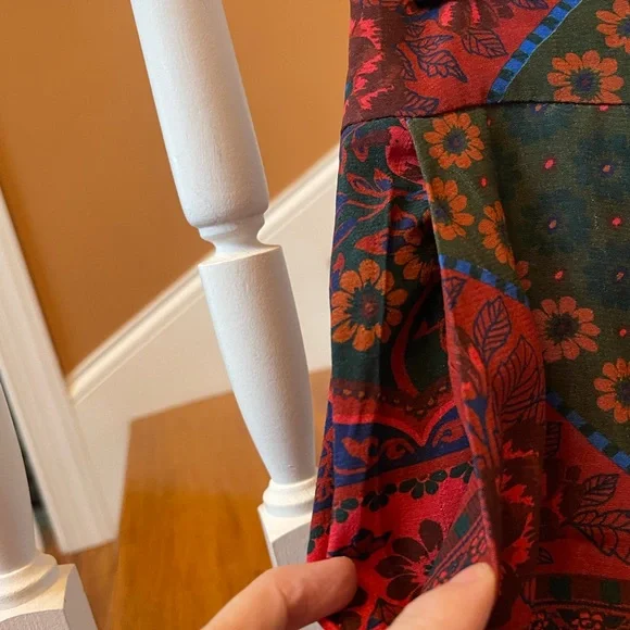 FARM Rio Red and Green Wide Leg Pants - Picture 7 of 8